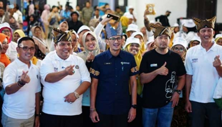 Economy Growth of Padang Pariaman Soars, Minister Sandiaga Uno: I Am Proud!