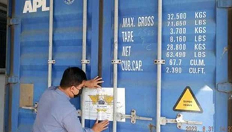 Exporting Gloves to Sweden, This Company Contributes IDR 2.5 billion to the Country's Foreign Exchange