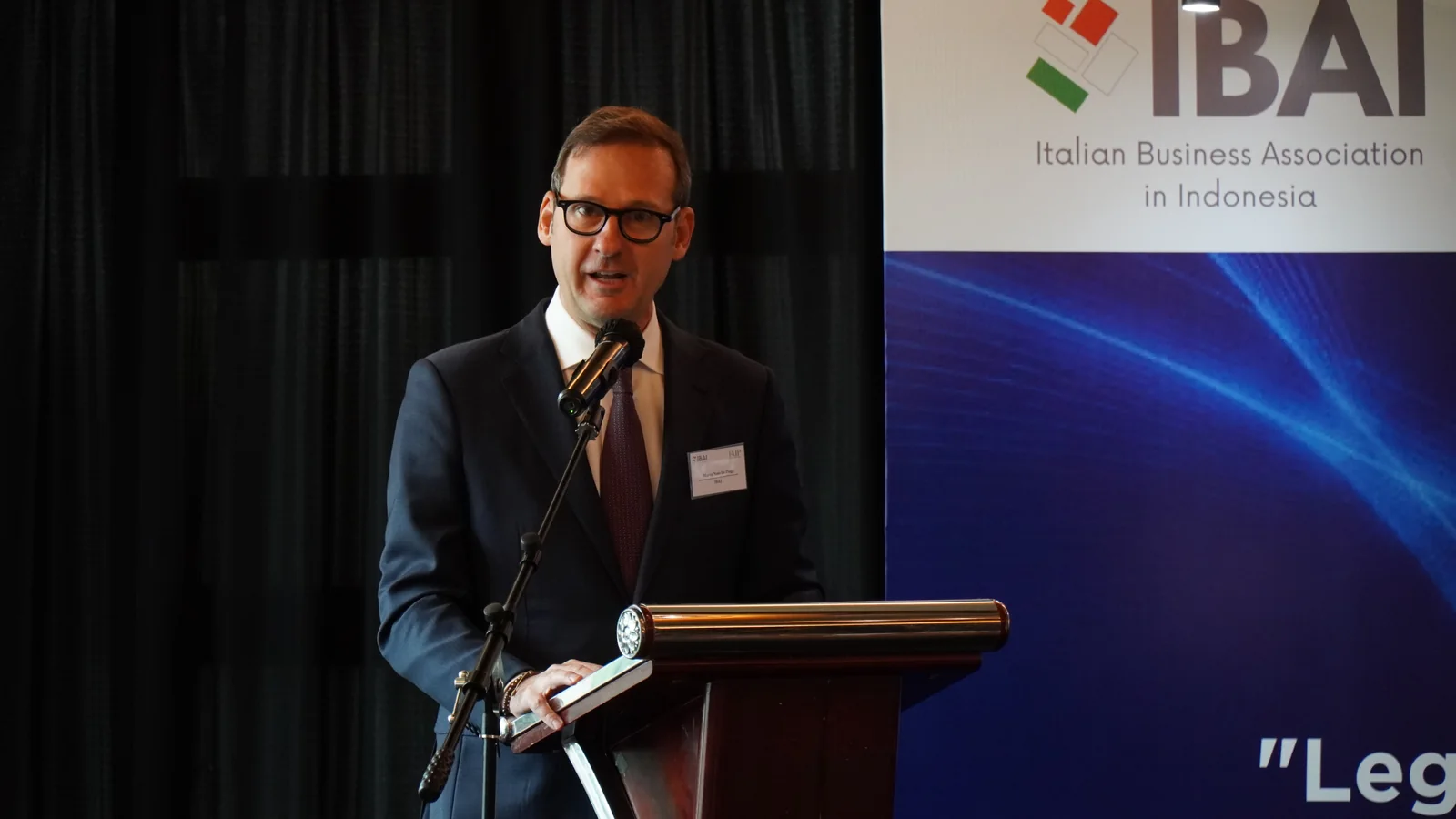 A speaker at IBAI’s executive breakfast on AI and copyright.