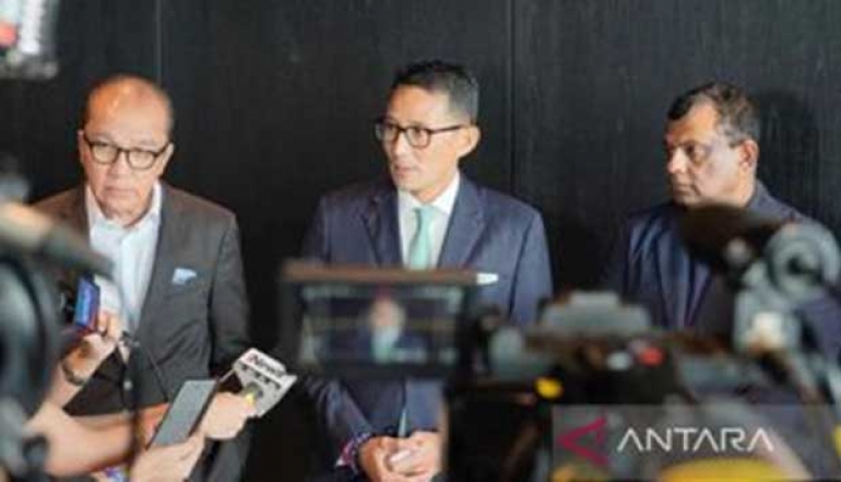 Minister of Tourism and Creative Economy Sets USD 8 Billion Investment Target for Indonesia