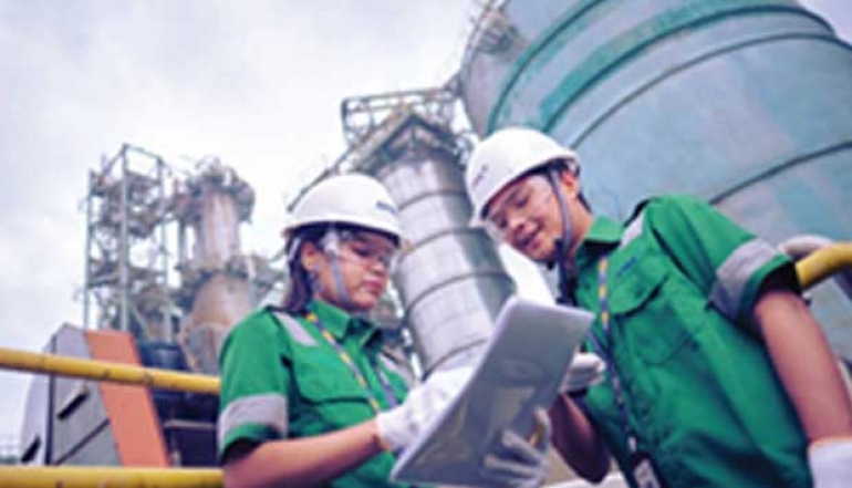 Minister of Investment Reviews Progress of Paper Mill In Riau With Investment Value Reaching IDR 33.4 Trillion