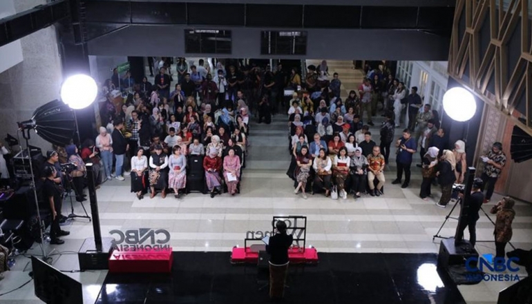 Empowering Indonesian Women Entrepreneurs to Transition from Local Players to Global Competitors