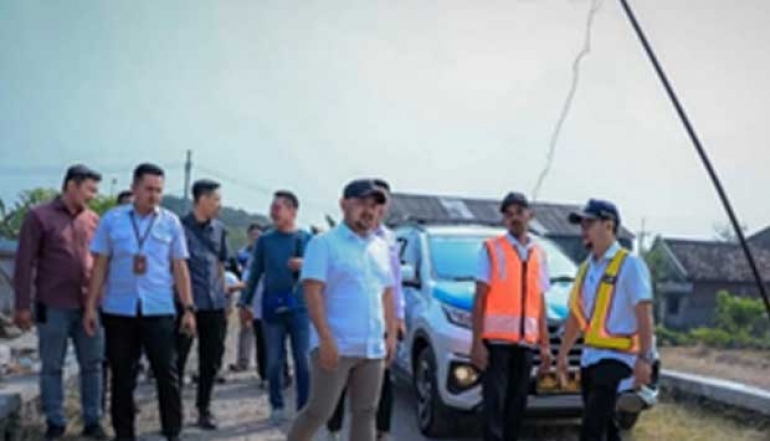 Gresik Regency Government Improve The Infrastructure of South Gresik To Support Agriculture and Healthcare Sectors