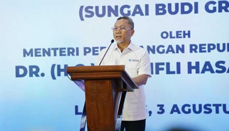 Indonesia Aims to Become Top Coconut Exporter with New Exports from Lampung