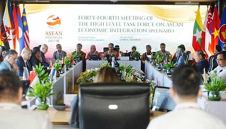 Indonesia Pushes for Economic Growth in ASEAN