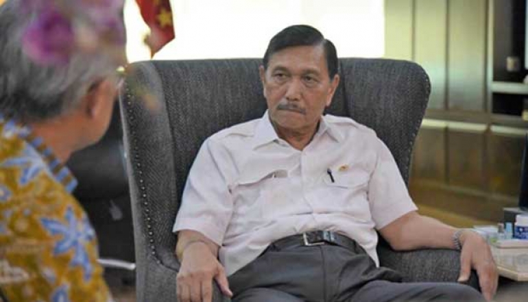 Government Offers Incentives for Textile Industry as Export Trend Grows, says Minister Luhut